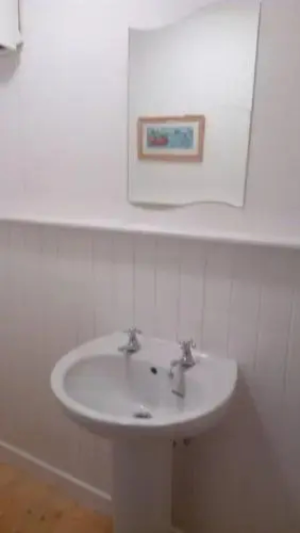 Seaside Holiday Cottage Embo