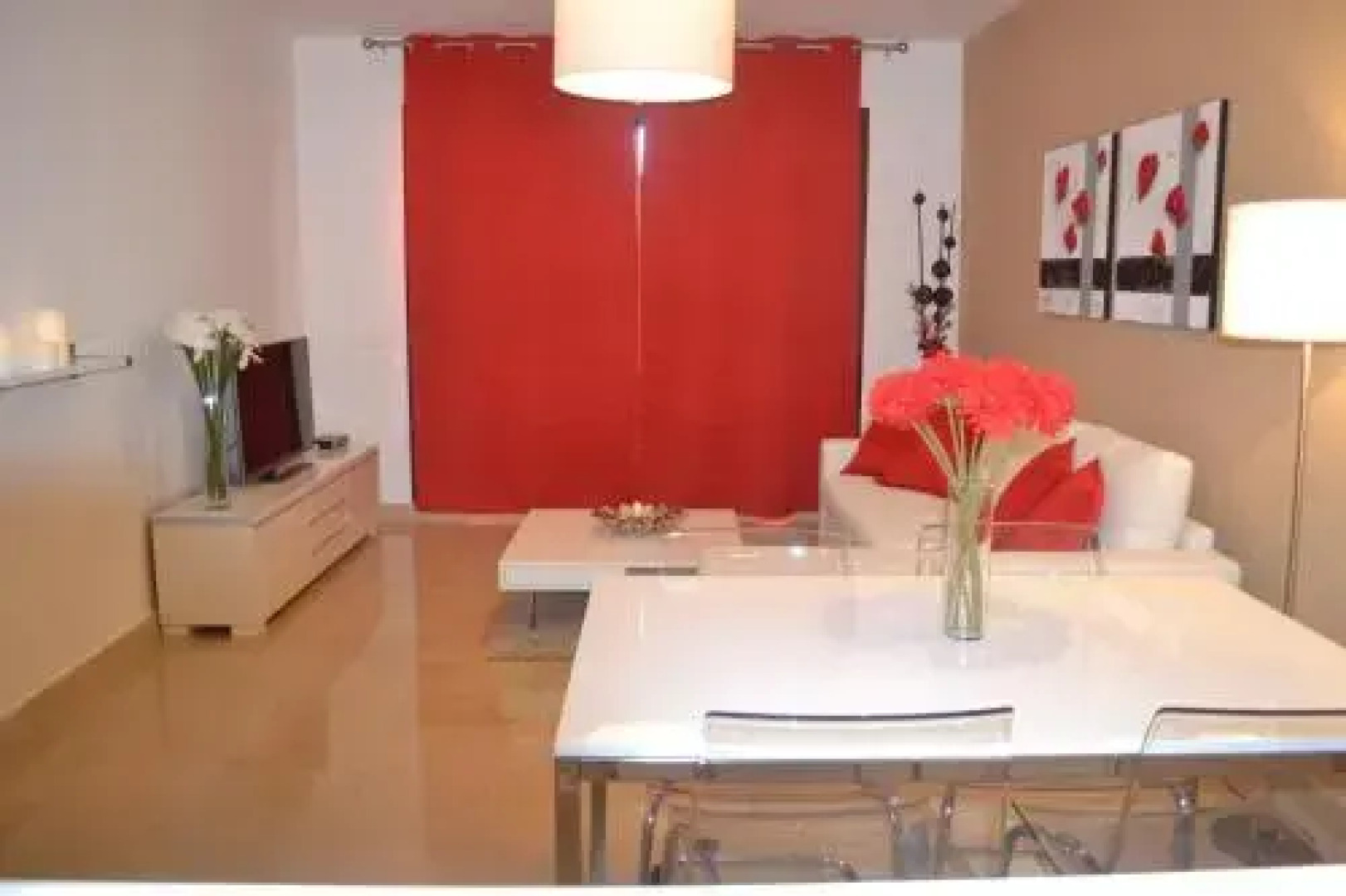 2114-Apt with nice terrace with pool view