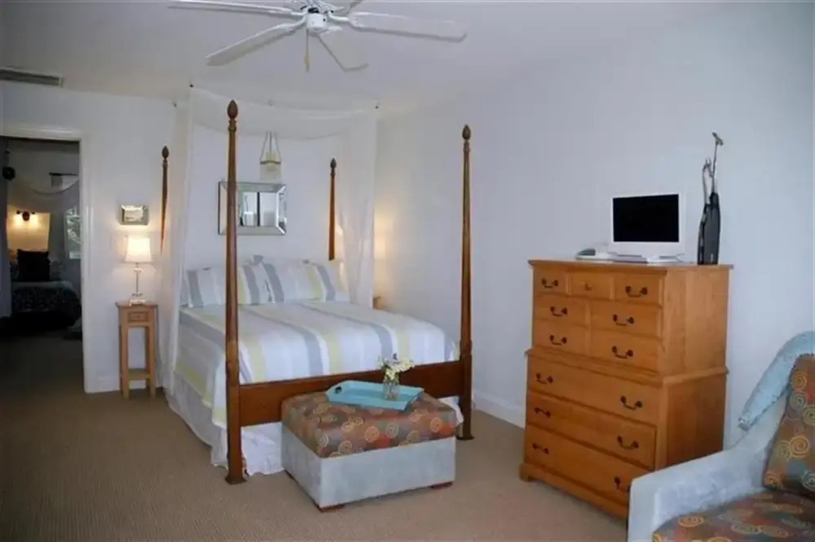 165 Giraffic Park 4 Br home by RedAwning