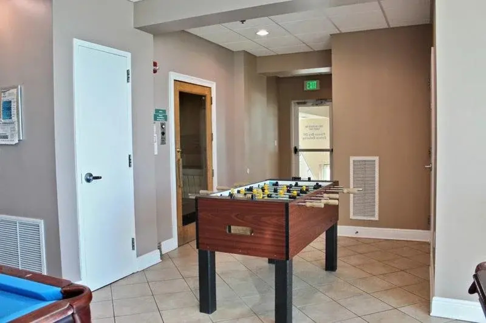 Crystal Shores West 805