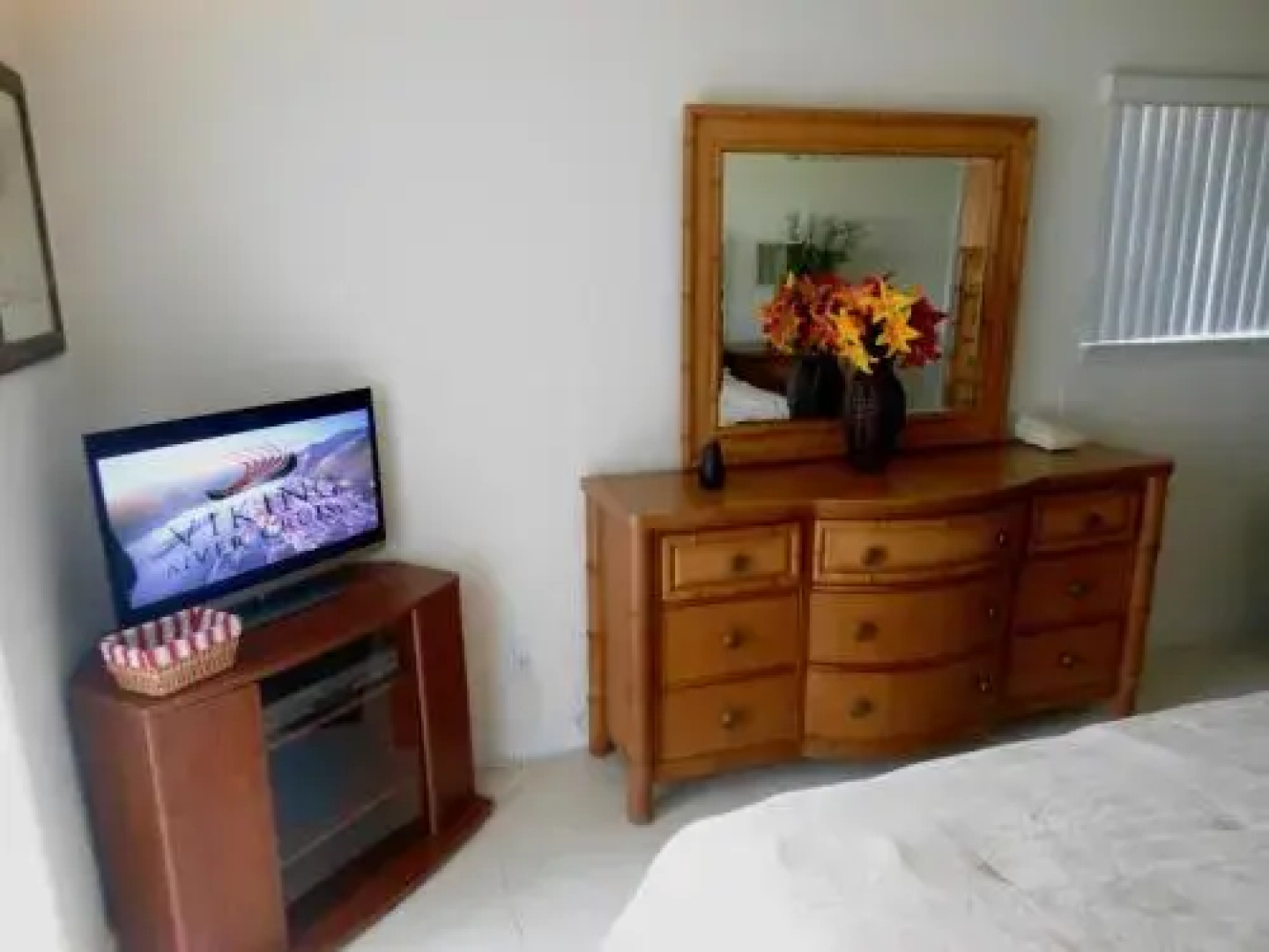 Ocean Village Capstan 423