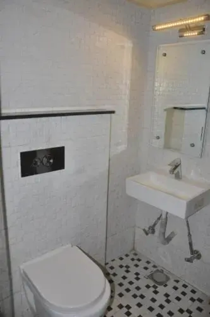 Colonels Hotel