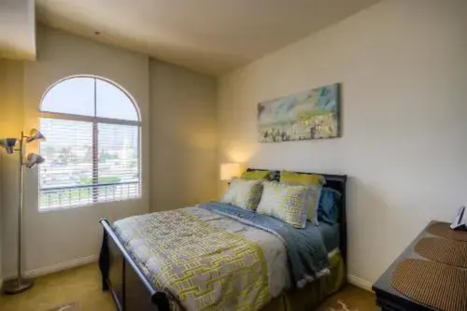 Glendon Westwood 5200