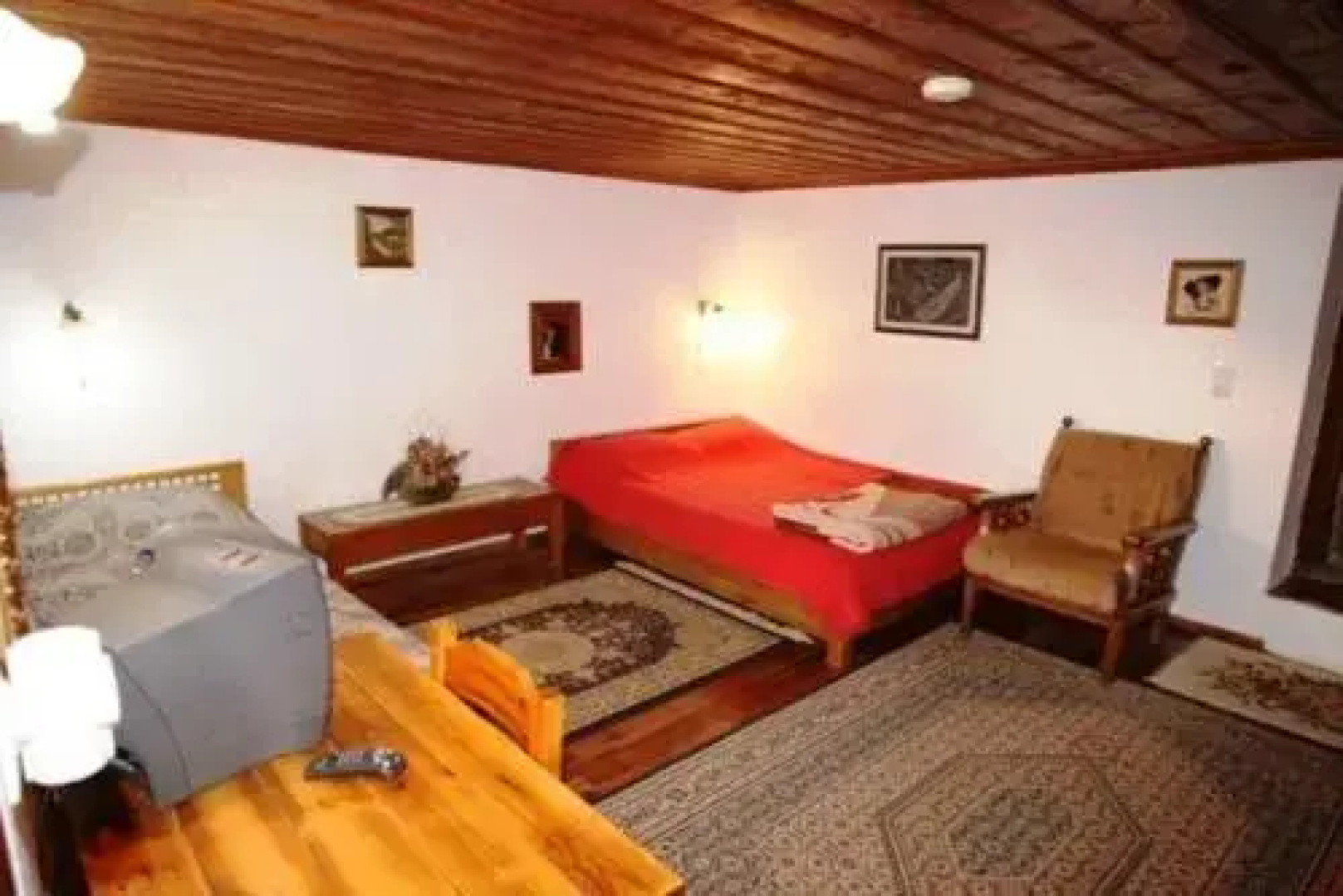 Astraka Guesthouse I