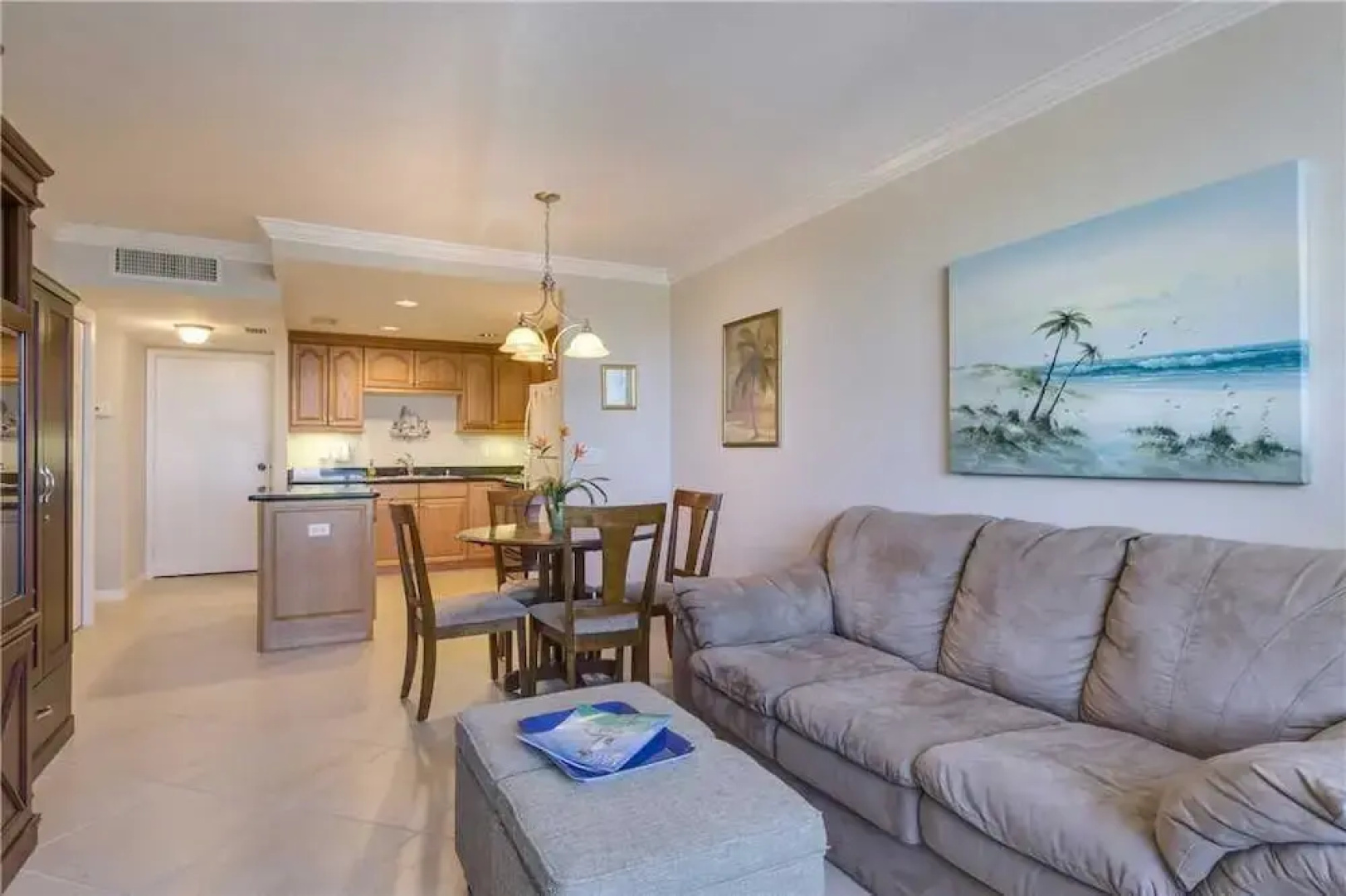 Harbor Towers Yacht & Racquet 324 - One Bedroom Condo
