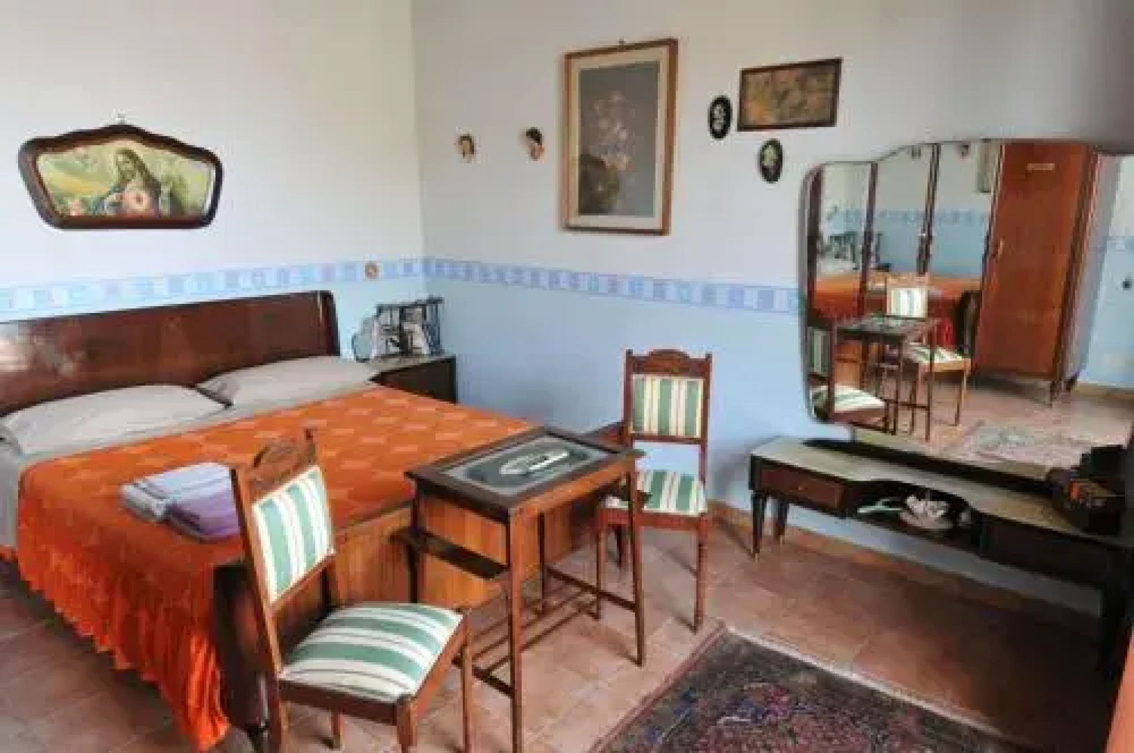 Merletta Treasure