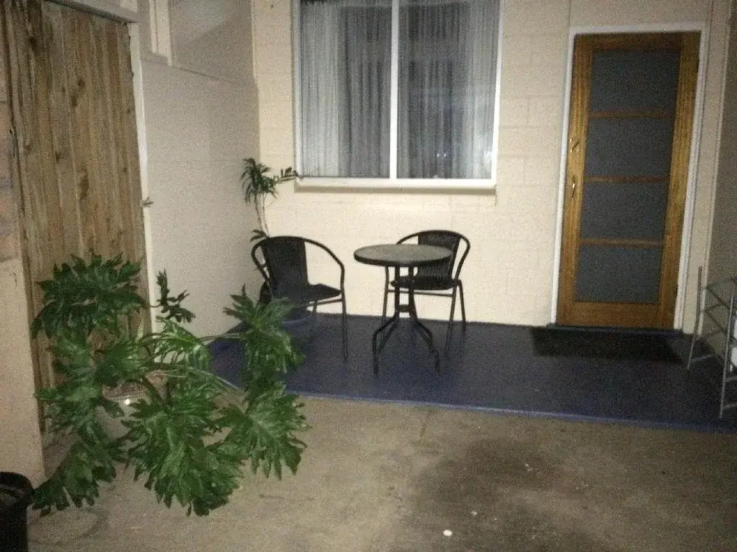 Blue Dog Holiday Units