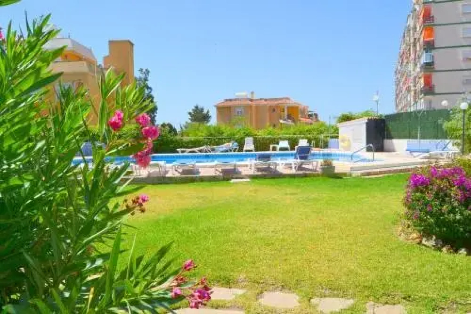 No. 9 Los Horizontes