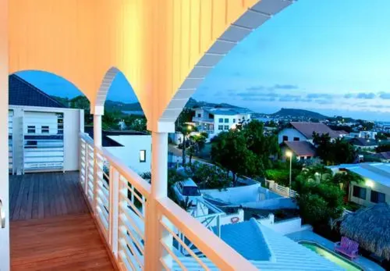 Curacao 42