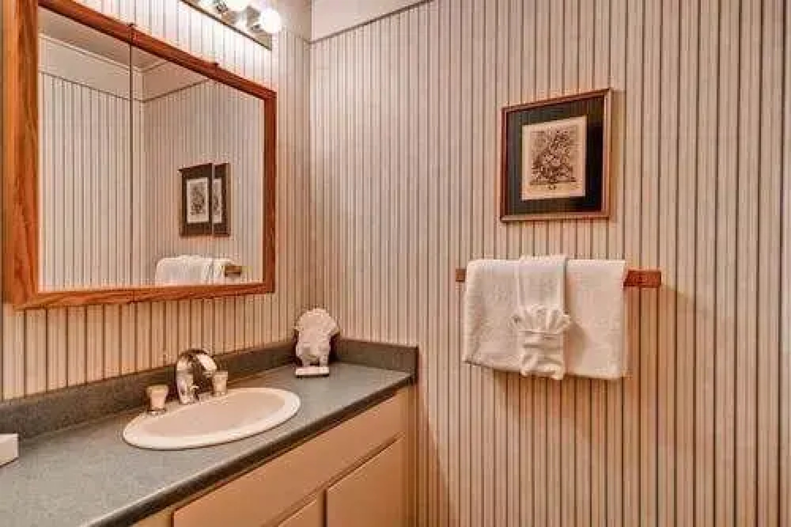 Villager Condominium with Sun Valley Amenities