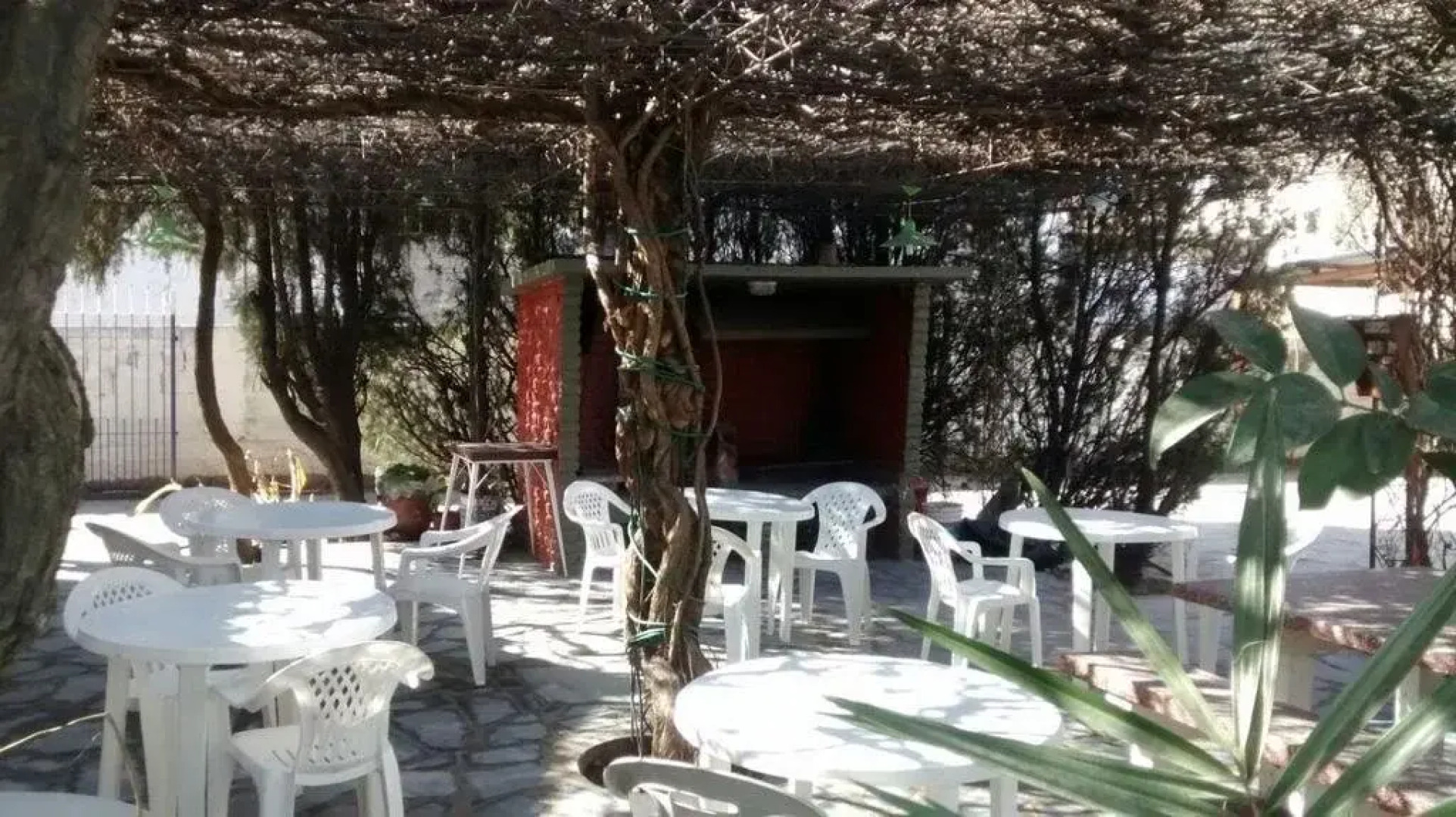 Hosteria Las Violetas