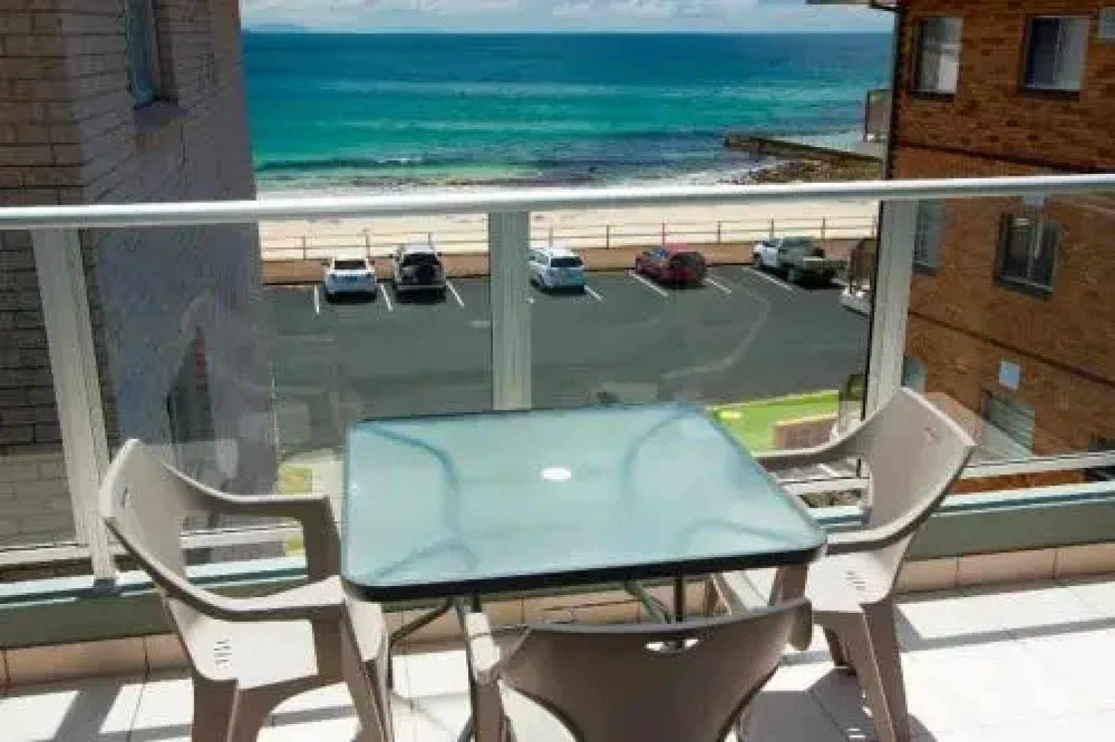 El Sandi Unit 11 14 18 North Street