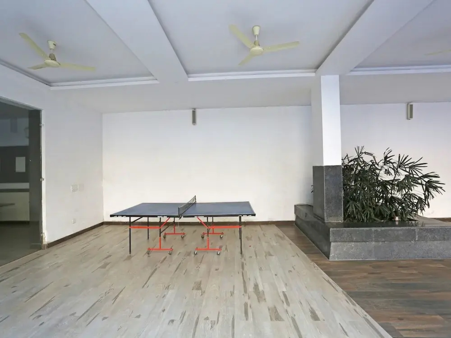 Capital O 13727 Hotel Aarogyam Suites