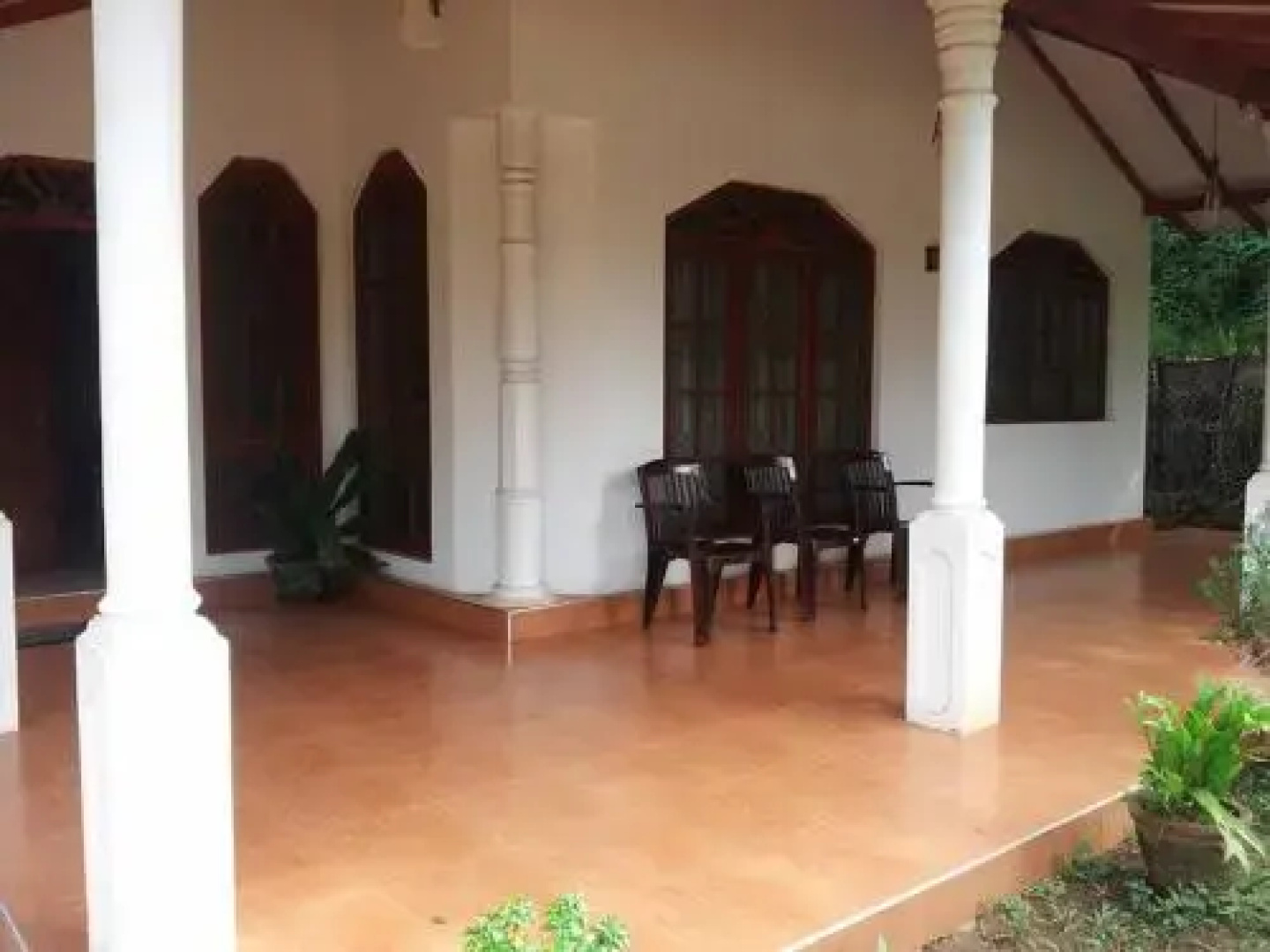 Lahuru Safari Home Stay