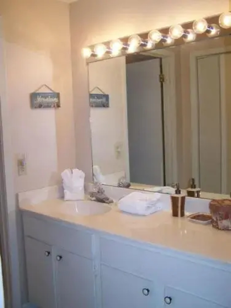 Gatlinburg Chateau Condo #302 by RedAwning