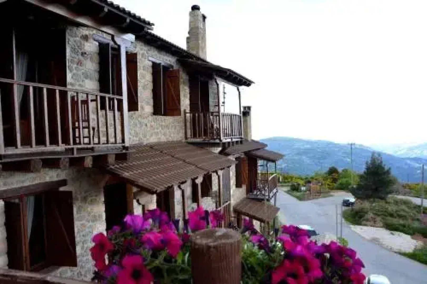Nymfes Guesthouse