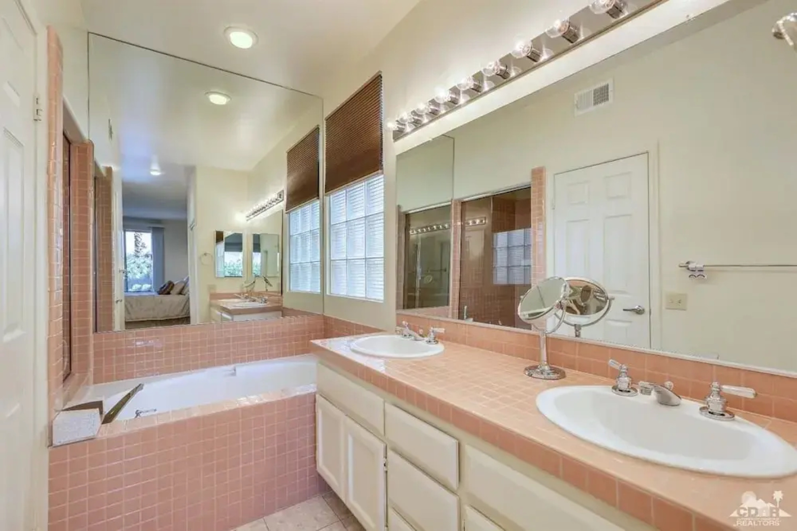 Trancas E97 - 2 Br Villa