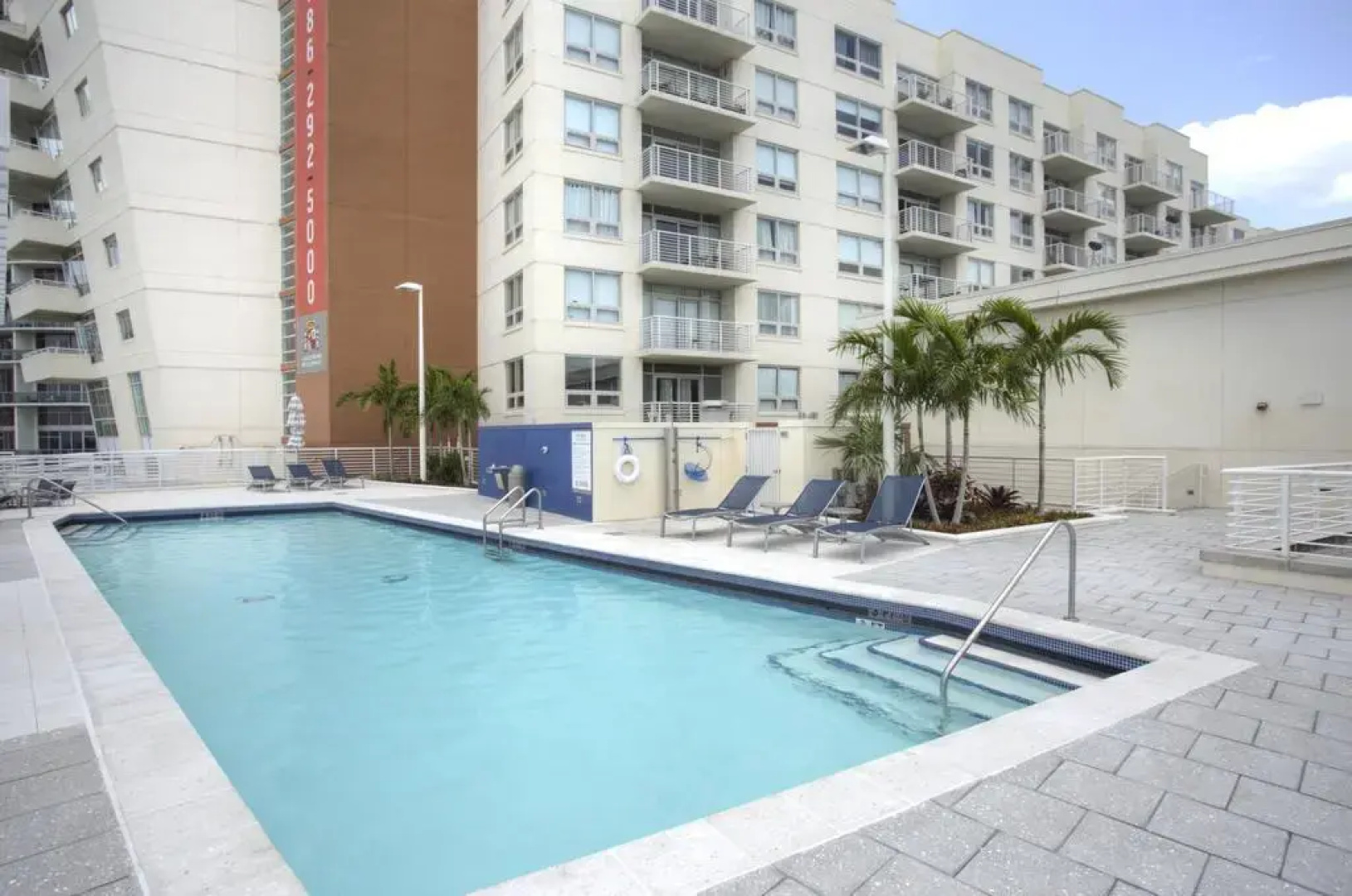 Design District Midtown Apartments by NUOVO