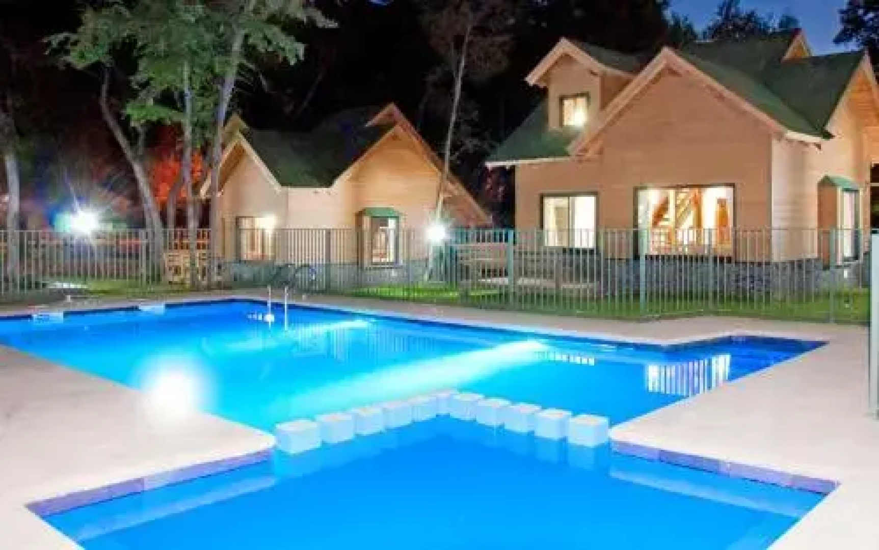 Cabanas y Lodge Los Hualles