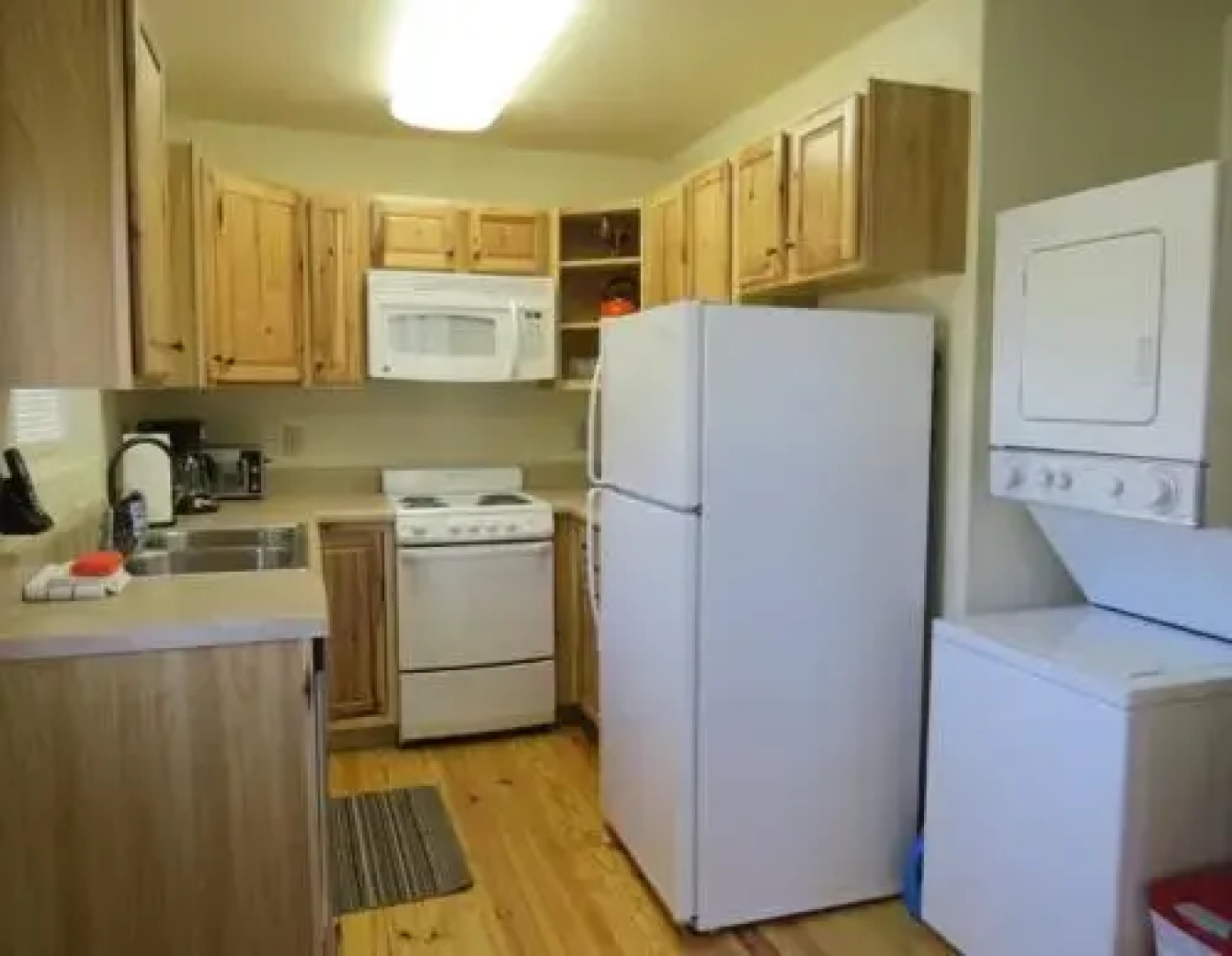 Wolf Creek Lake Cabins - Oakview Cabin