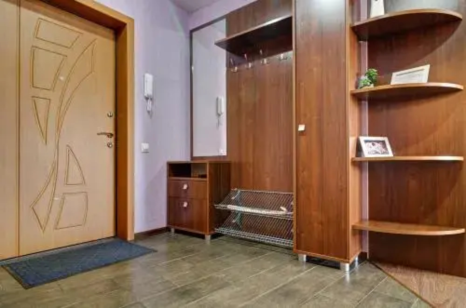 Maksima Gorkogo, 54