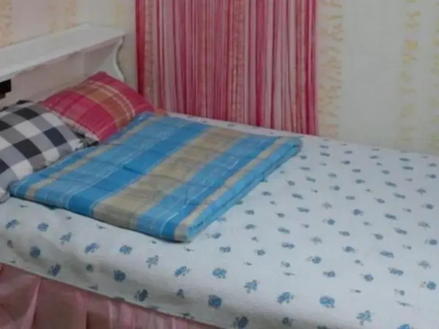 Gumi Honeymoon Hotel
