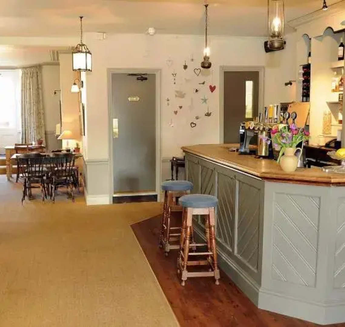 The Falcon Inn Painswick