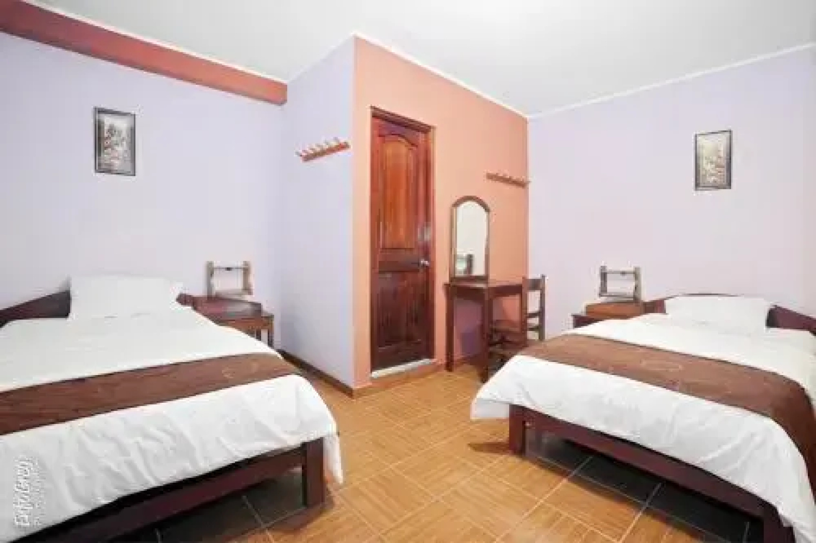 Lucas Hotel