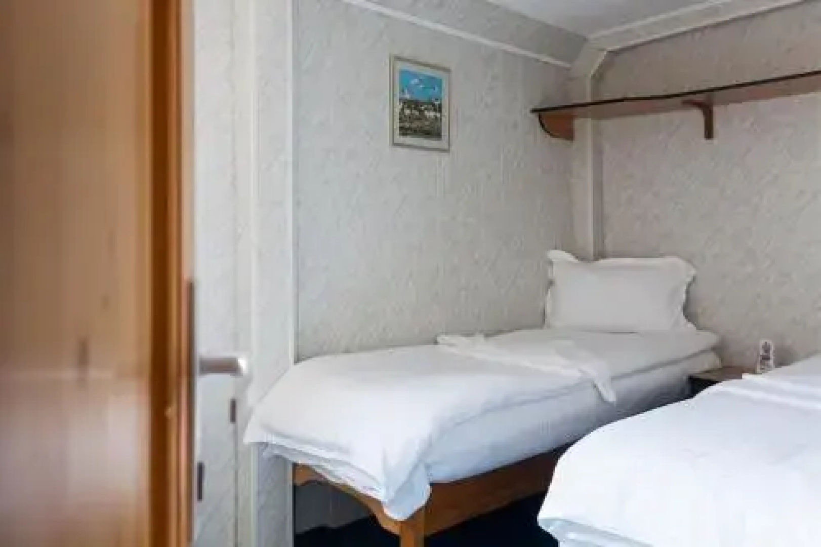 Hotel Plutitor Pelican Tour