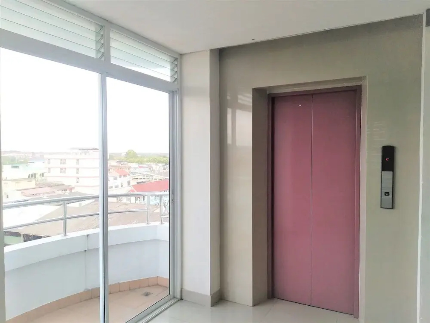 Kularb Service Mansion