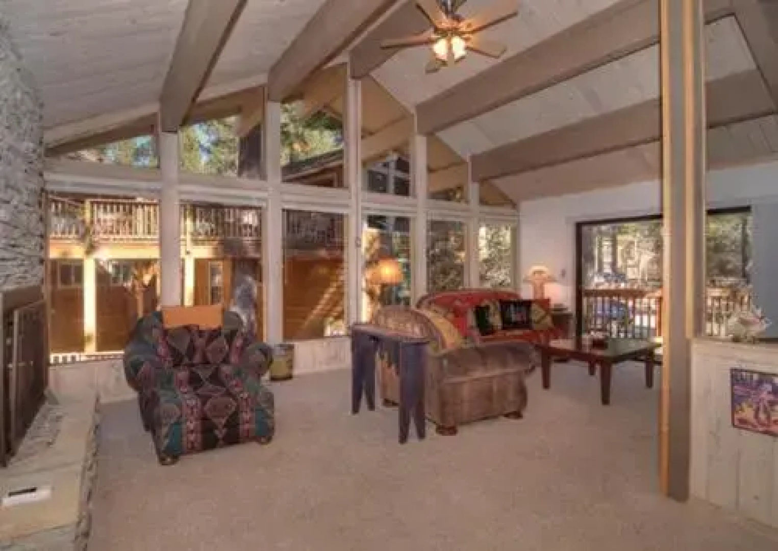 Spacious 3 North Shore Townhome 3 Br townhouse by RedAwning