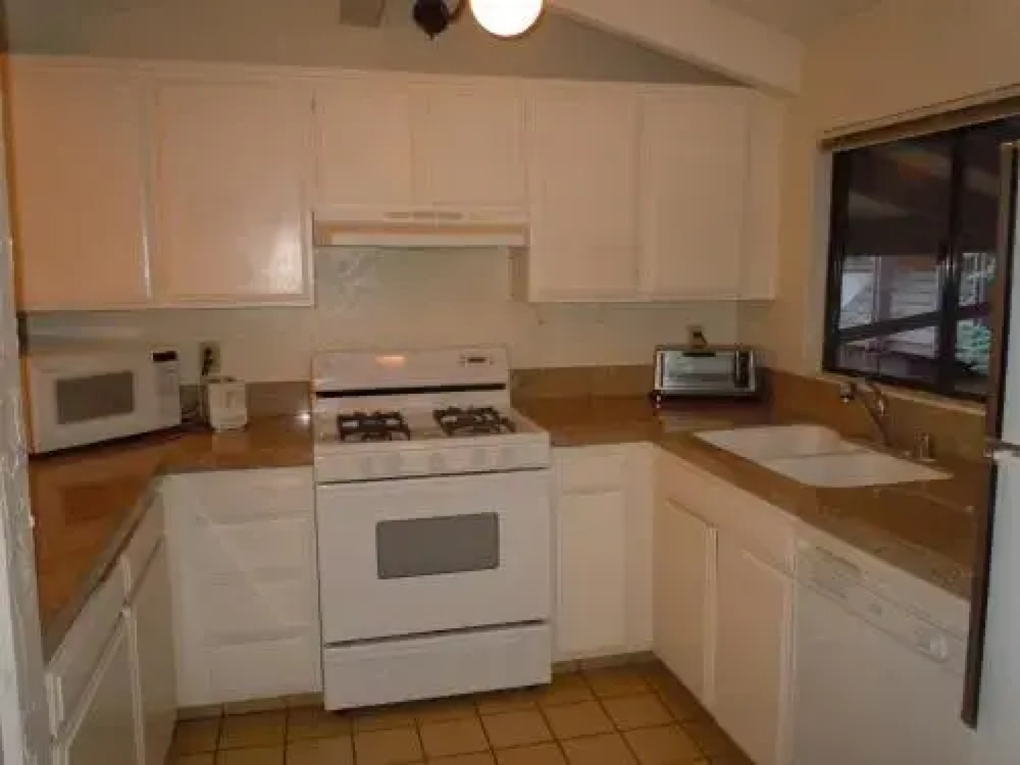 Two-Bedroom Premier Townhouse Unit #22 by Snow Summit Townhouses