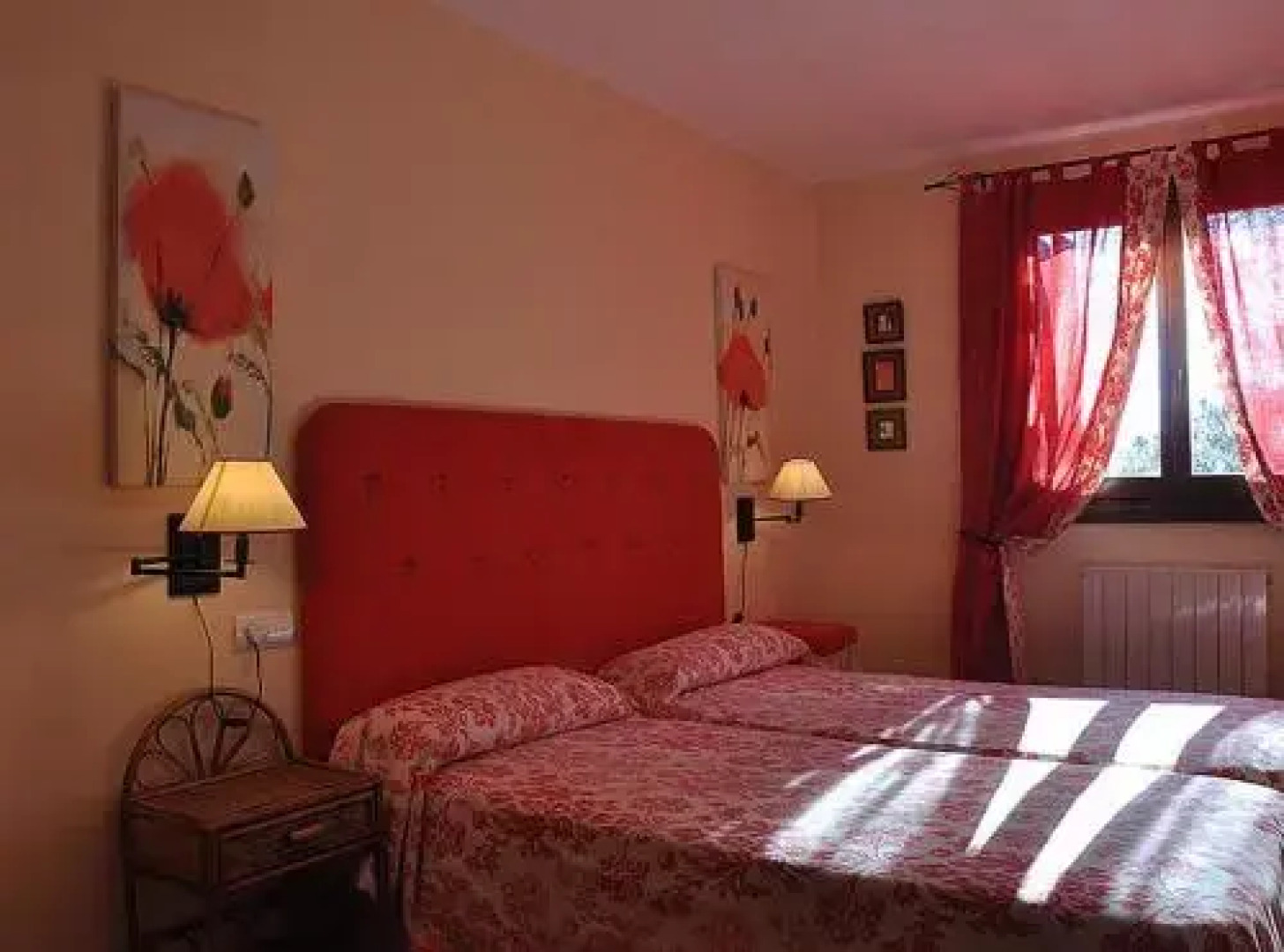 Apartamentos los Pirineos