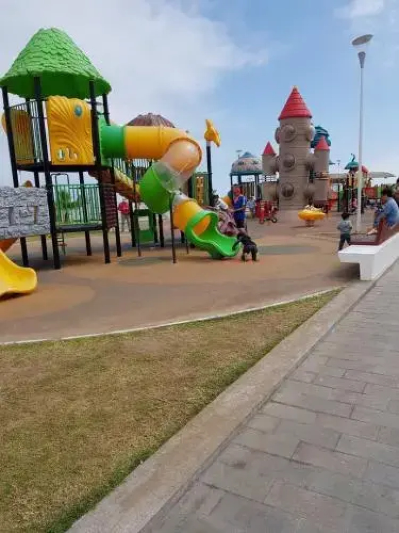 Condominio Mar Egeo, frente a la playa