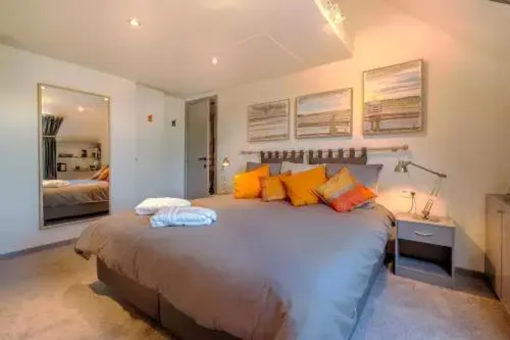Charming Guest Room