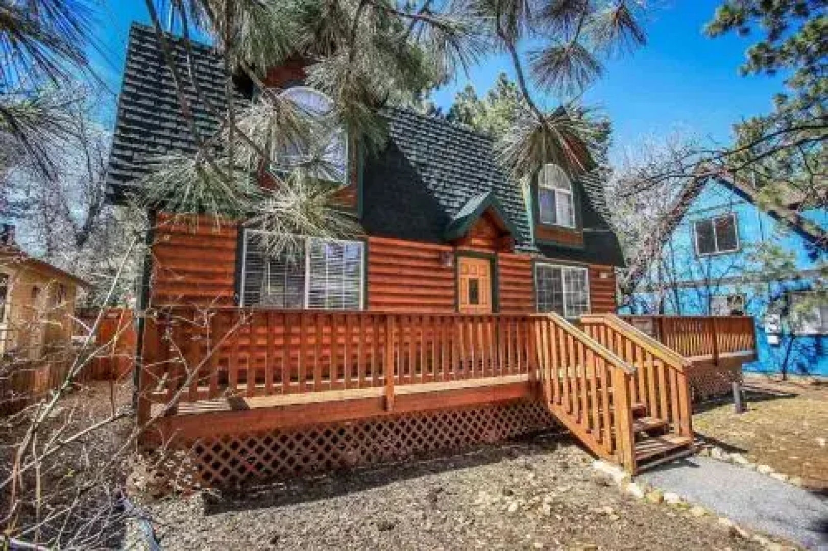 a Good Time 1520 3 Br cabin by RedAwning