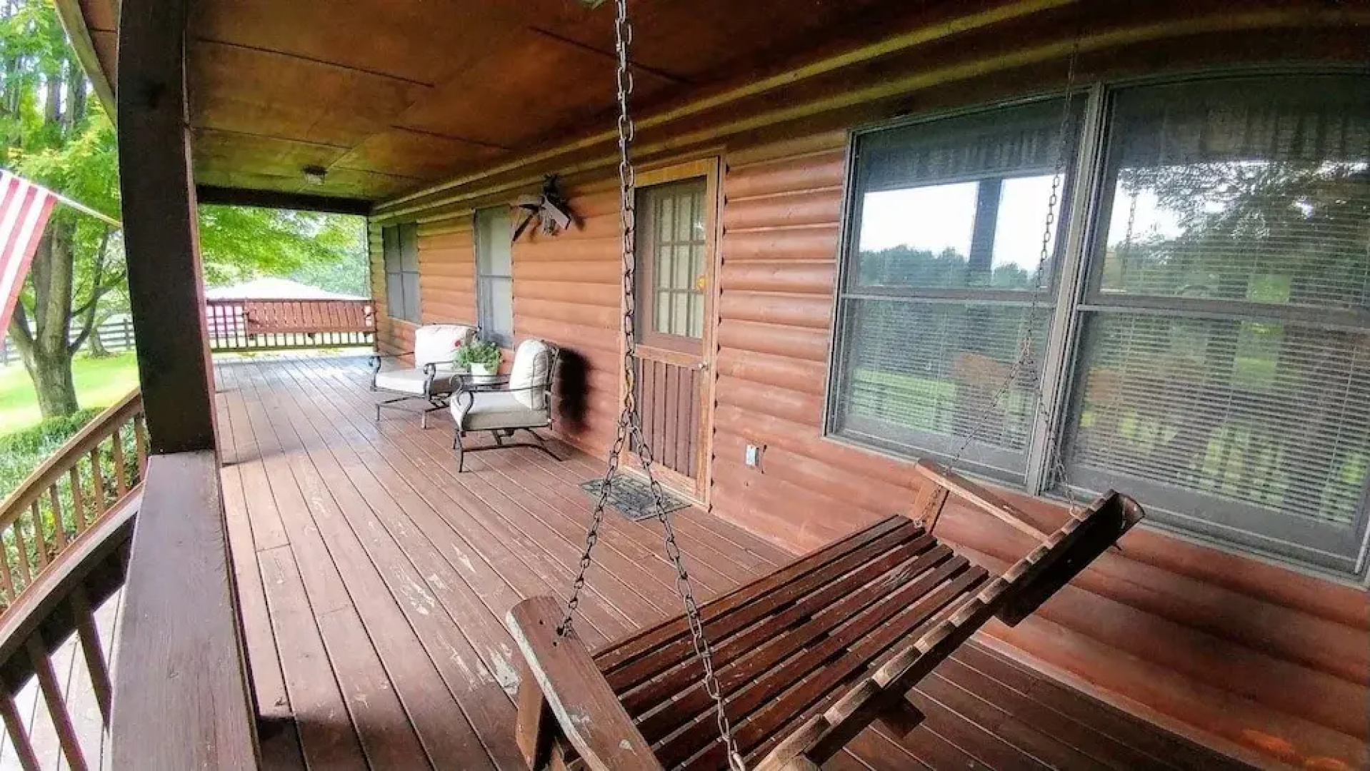 Cainey_hollow_log_cabin
