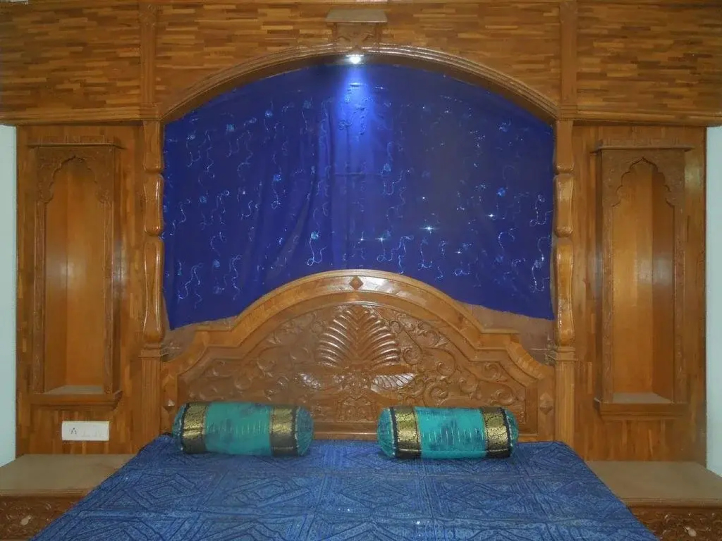 Devi Desert Resort and Retreat
