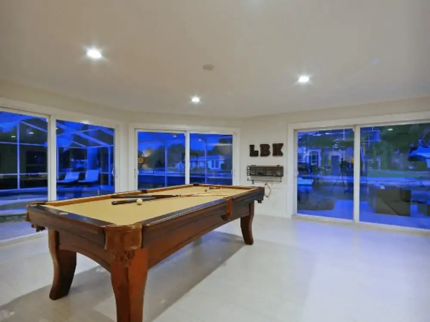 Longboat Key Coastal Contemporary