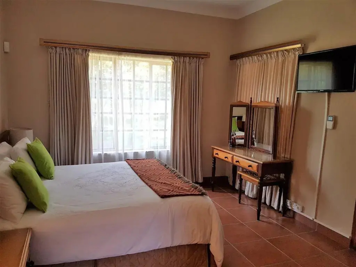 Zwavelpoort Guesthouse