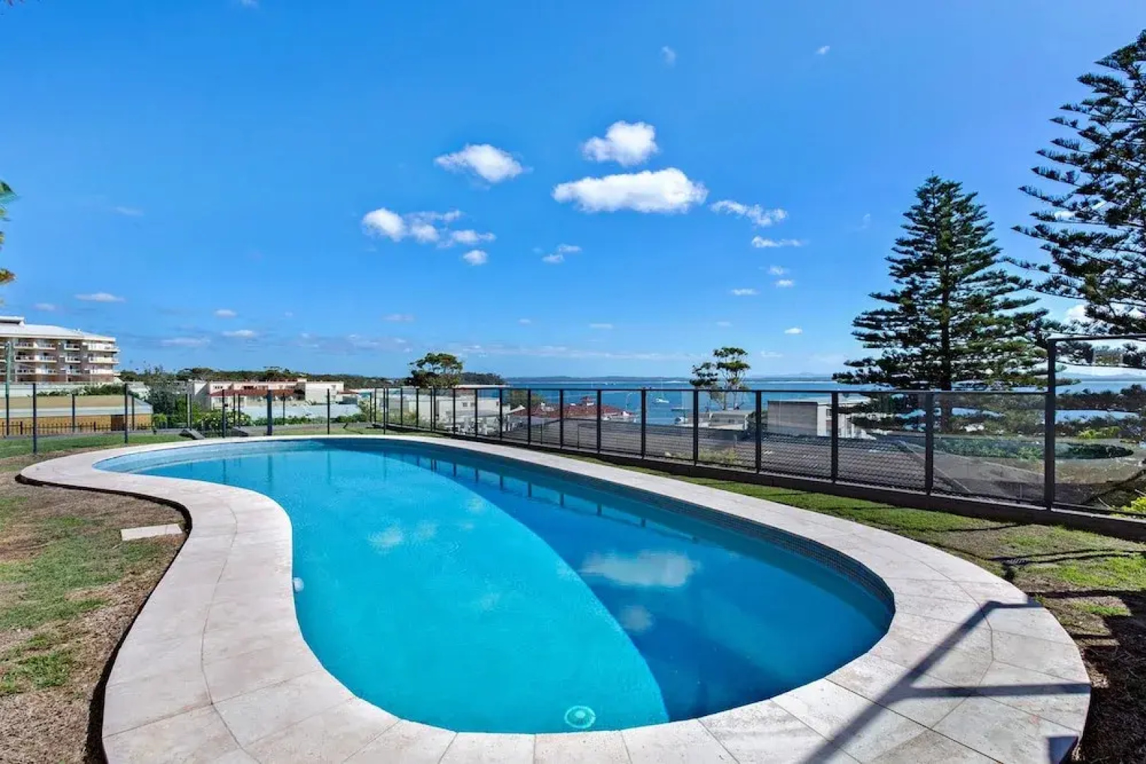 Ronald Avenue, Sundeck,  Unit 08, 51