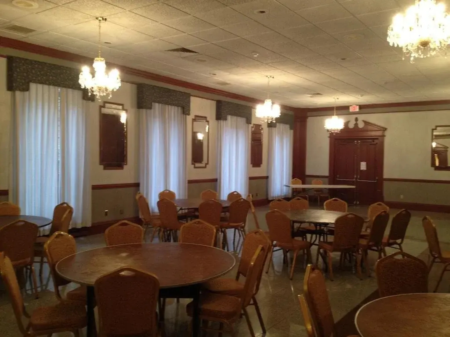 Travel Hotel & Suites