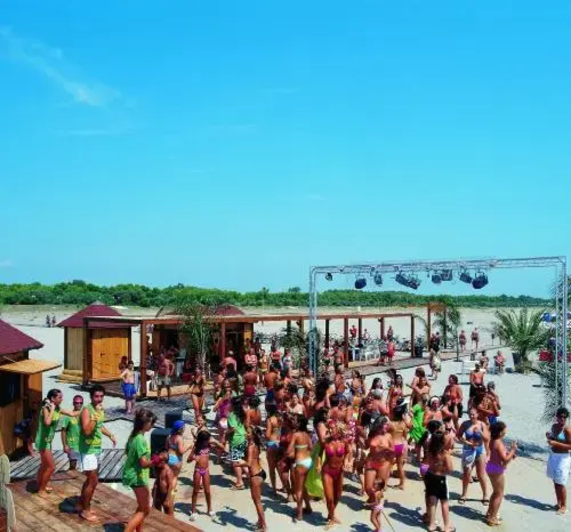 Castroboleto Village