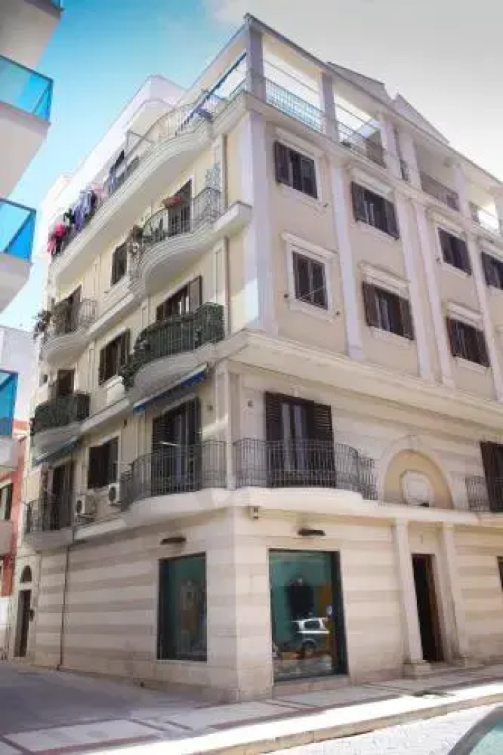 BB Napolitano Palace
