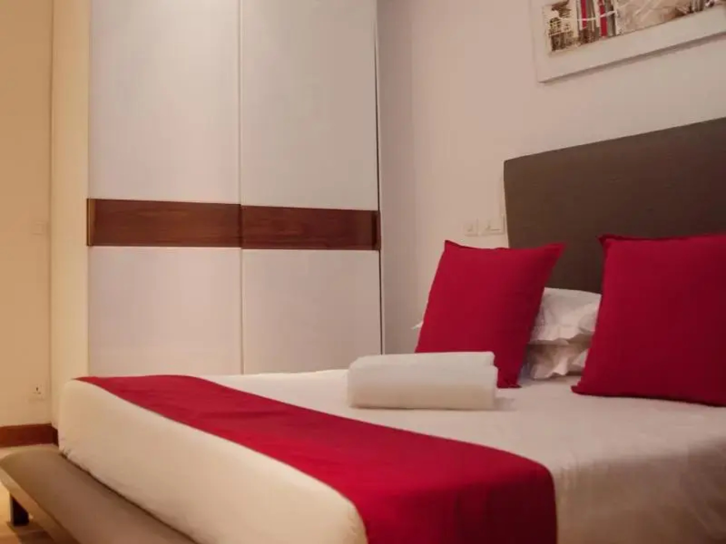 Leora Beach Luxury Suite by Dream Escapes