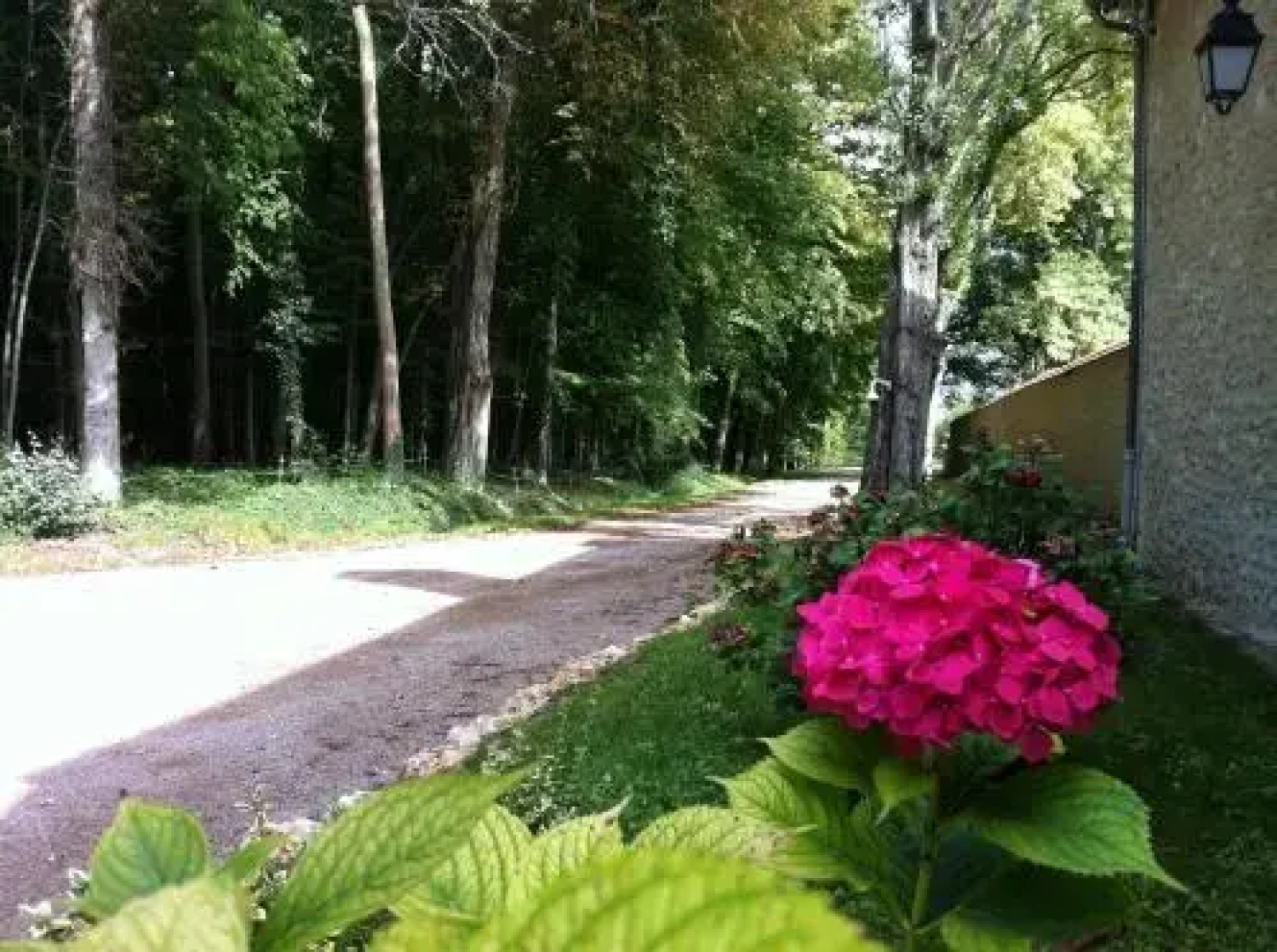 Manoir De Montflambert