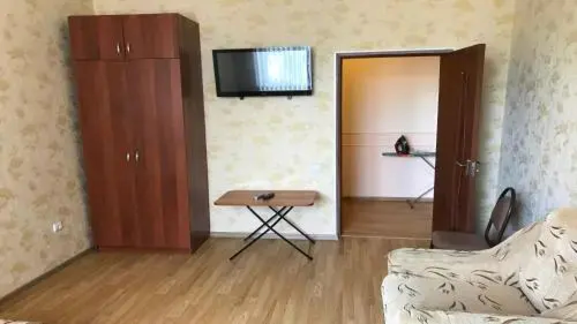 Semeynie Apartments Krymskaya 112
