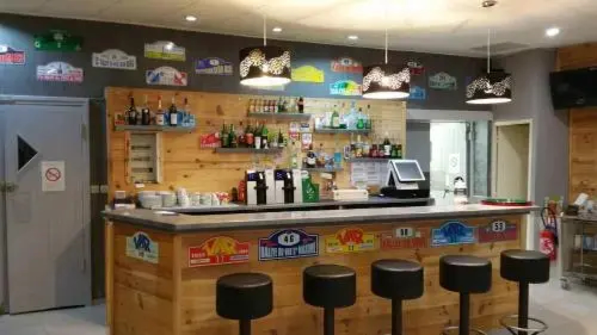 Hôtel Restaurant Les Lavandins