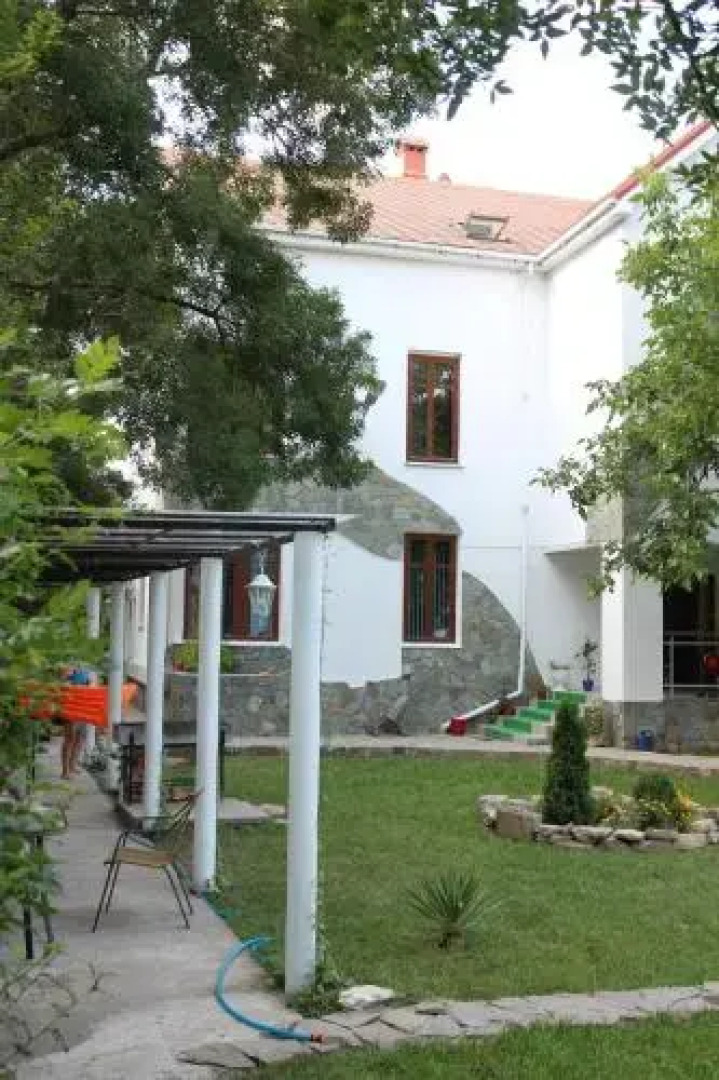 Черноморская 3