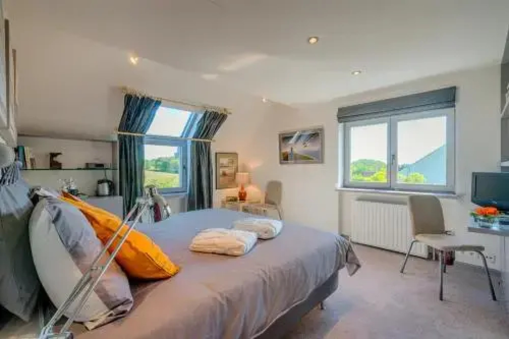 Charming Guest Room